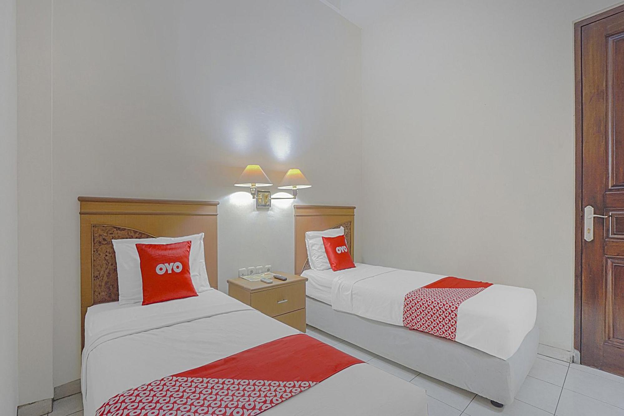 Oyo Life 90589 Palem Garden Hotel Tulungagung Exterior foto