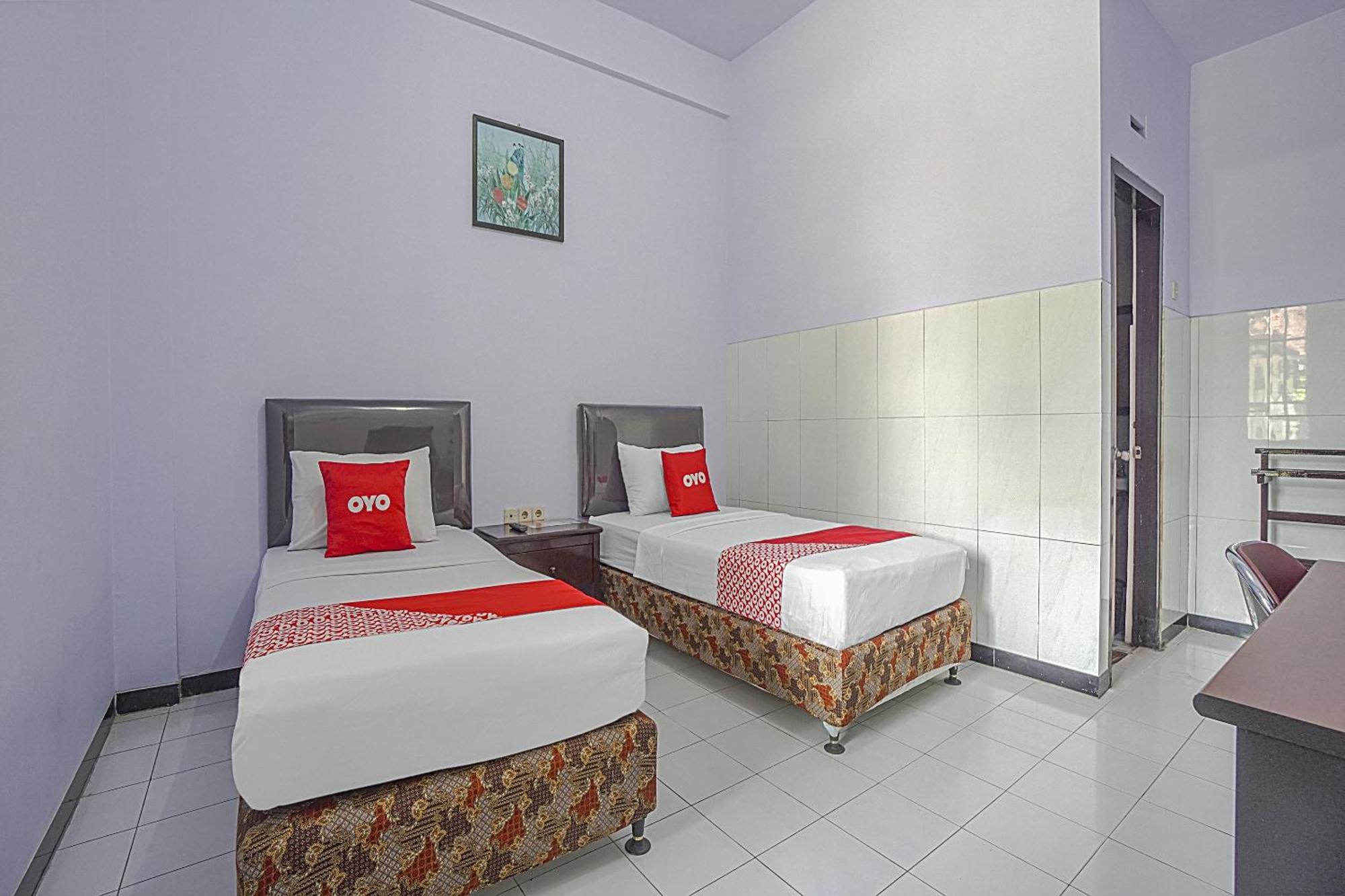 Oyo Life 90589 Palem Garden Hotel Tulungagung Exterior foto
